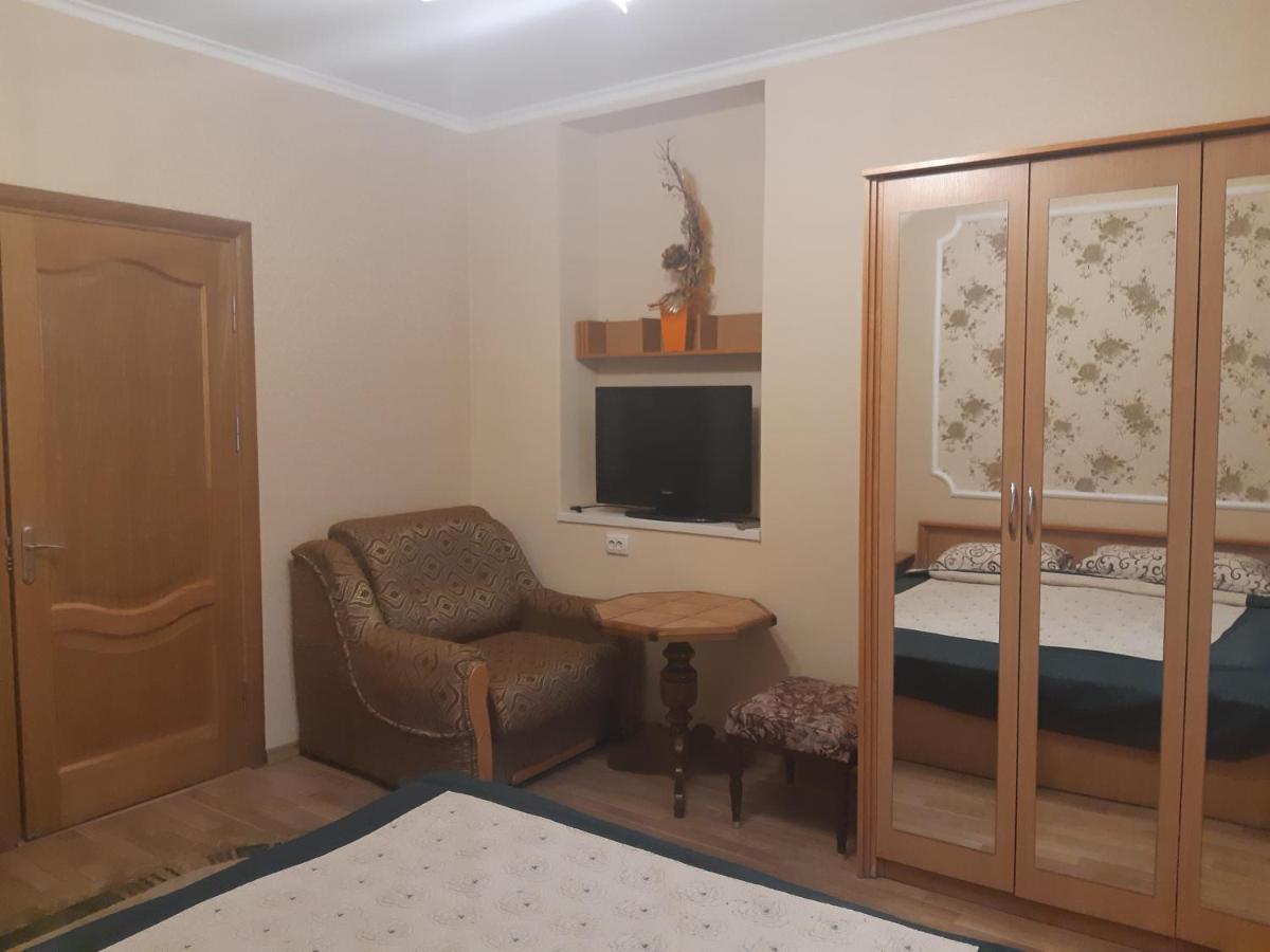 Celebrity Villa Kamjanyi Potoki Kültér fotó