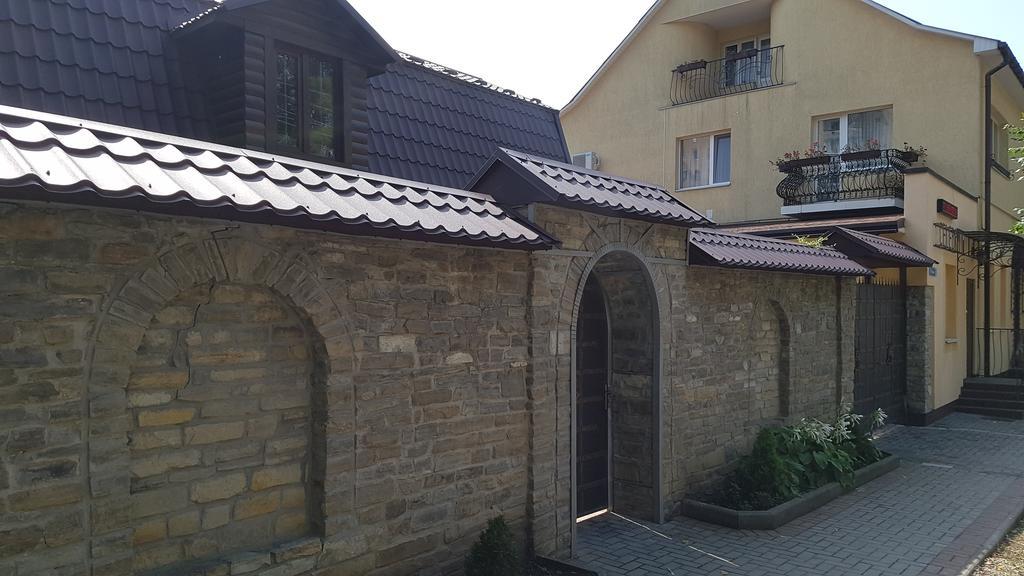 Celebrity Villa Kamjanyi Potoki Kültér fotó