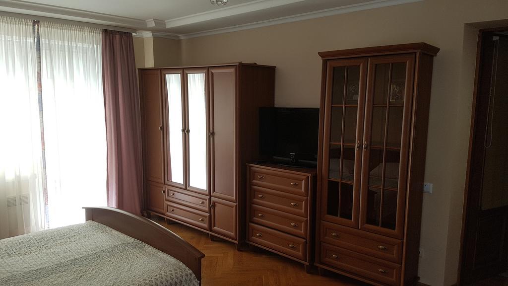 Celebrity Villa Kamjanyi Potoki Kültér fotó